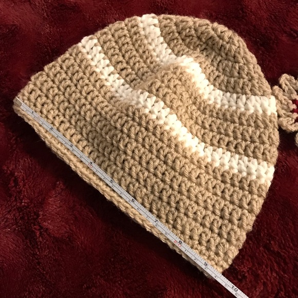 Handmade Crochet Unisex Beanie - Picture 4 of 5